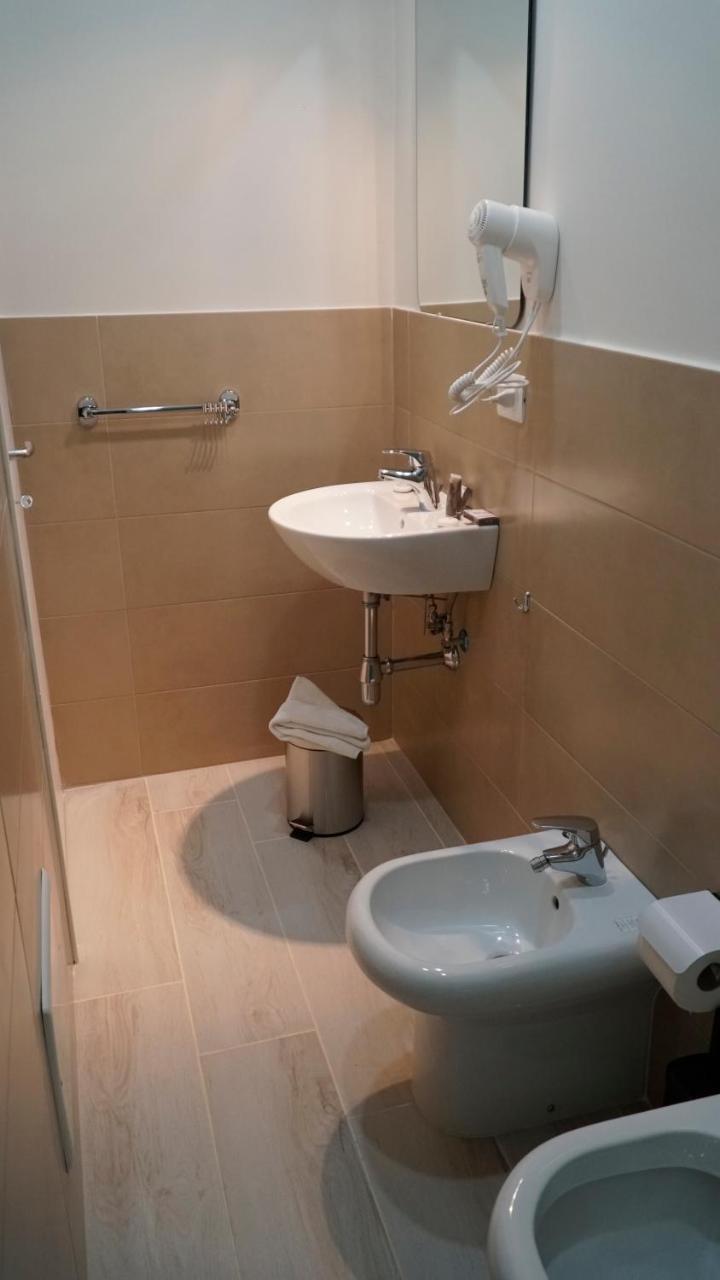 Donna Vicenza Bed & Breakfast Νάπολη Εξωτερικό φωτογραφία