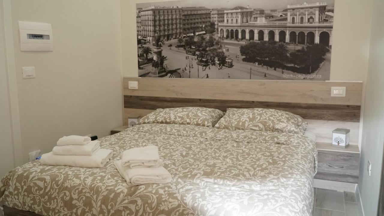 Donna Vicenza Bed & Breakfast Νάπολη Εξωτερικό φωτογραφία
