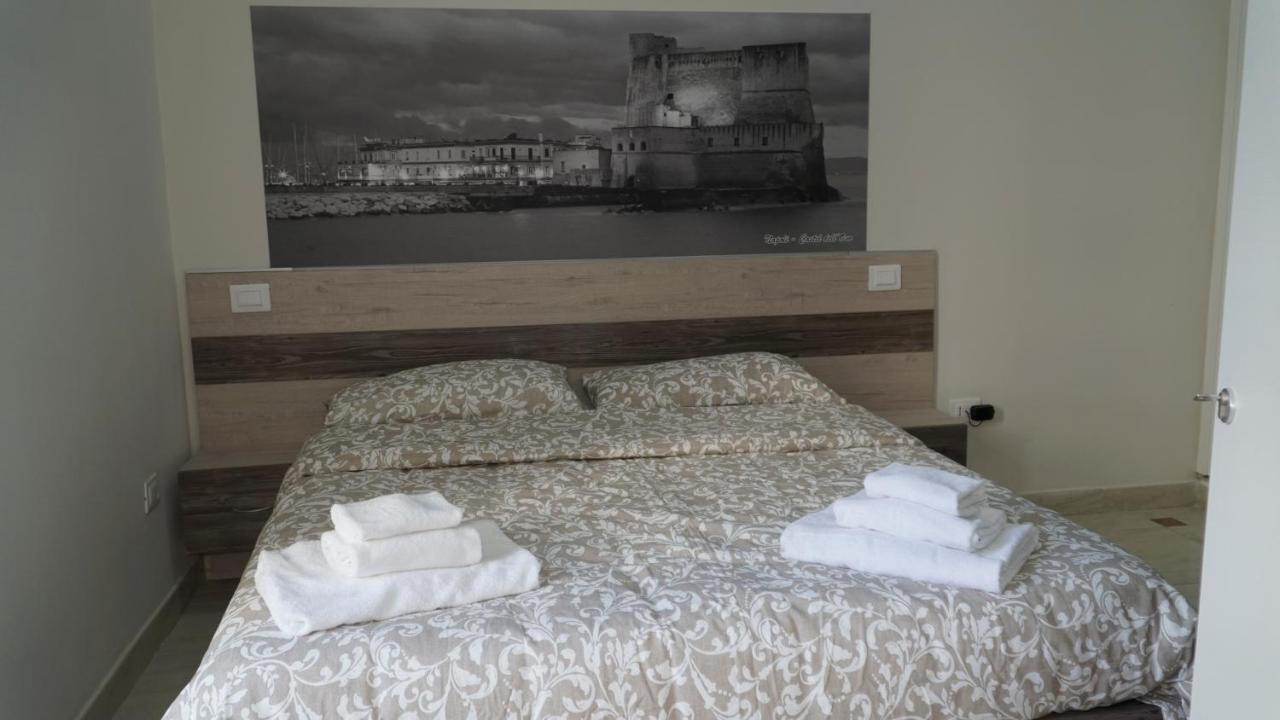 Donna Vicenza Bed & Breakfast Νάπολη Εξωτερικό φωτογραφία