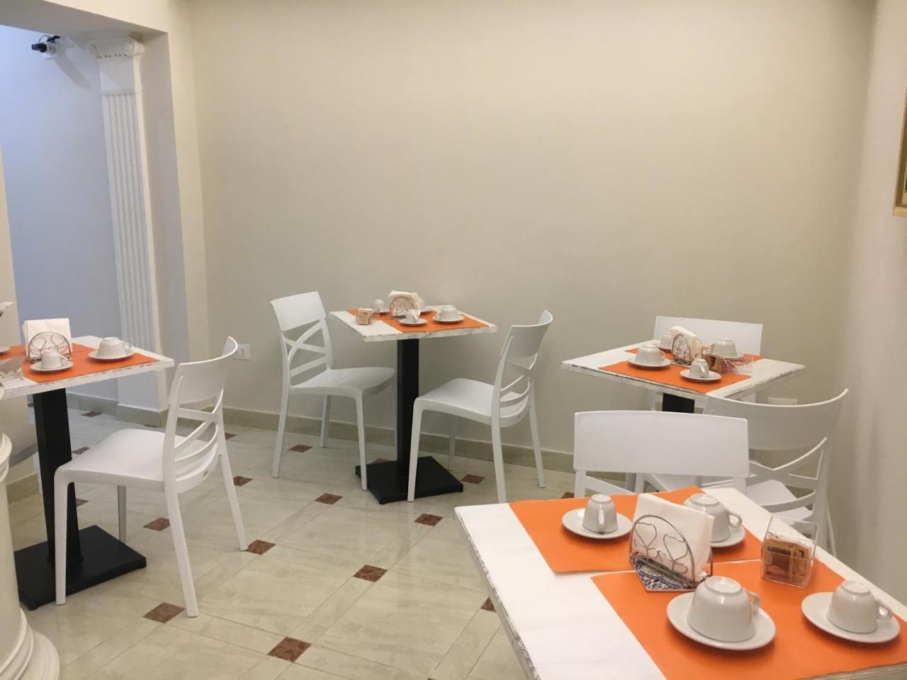 Donna Vicenza Bed & Breakfast Νάπολη Εξωτερικό φωτογραφία