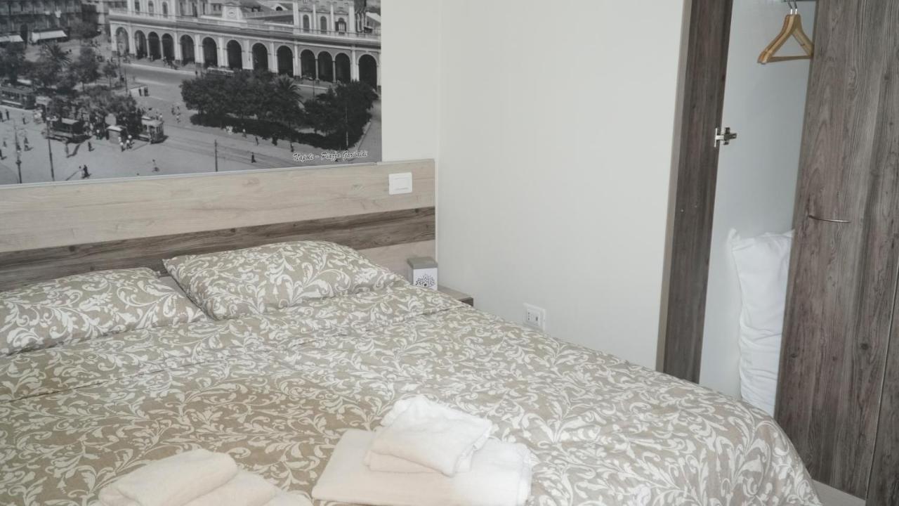 Donna Vicenza Bed & Breakfast Νάπολη Εξωτερικό φωτογραφία