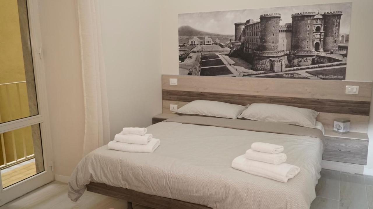 Donna Vicenza Bed & Breakfast Νάπολη Εξωτερικό φωτογραφία