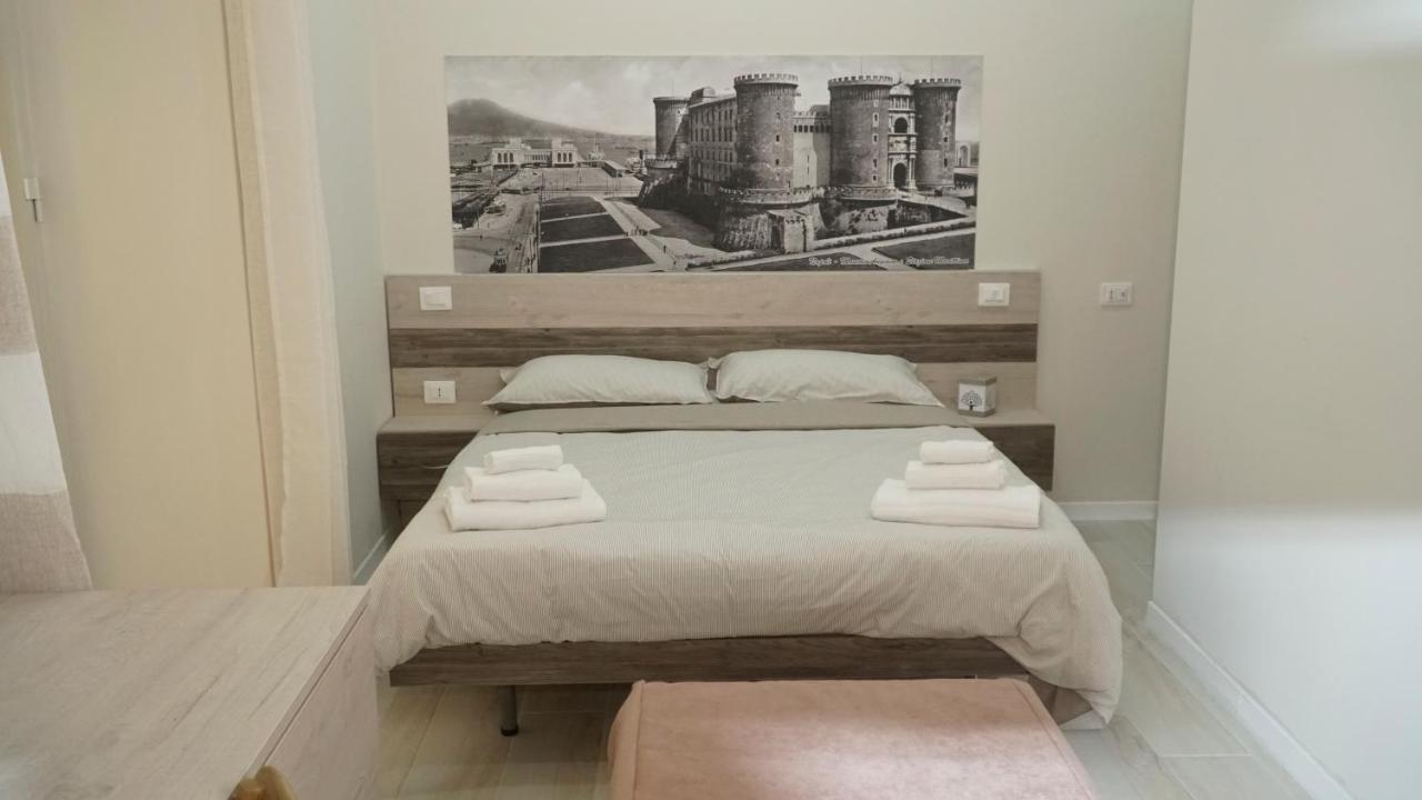 Donna Vicenza Bed & Breakfast Νάπολη Εξωτερικό φωτογραφία