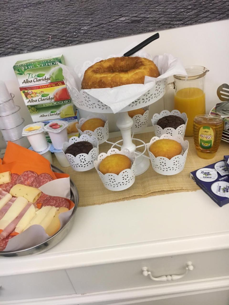 Donna Vicenza Bed & Breakfast Νάπολη Εξωτερικό φωτογραφία